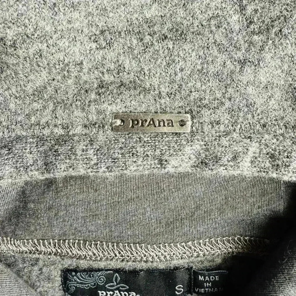 Prana Zillier Cropped Hooded Wool Blend Sweatshirt Gray Size Small - Picture 8 of 10